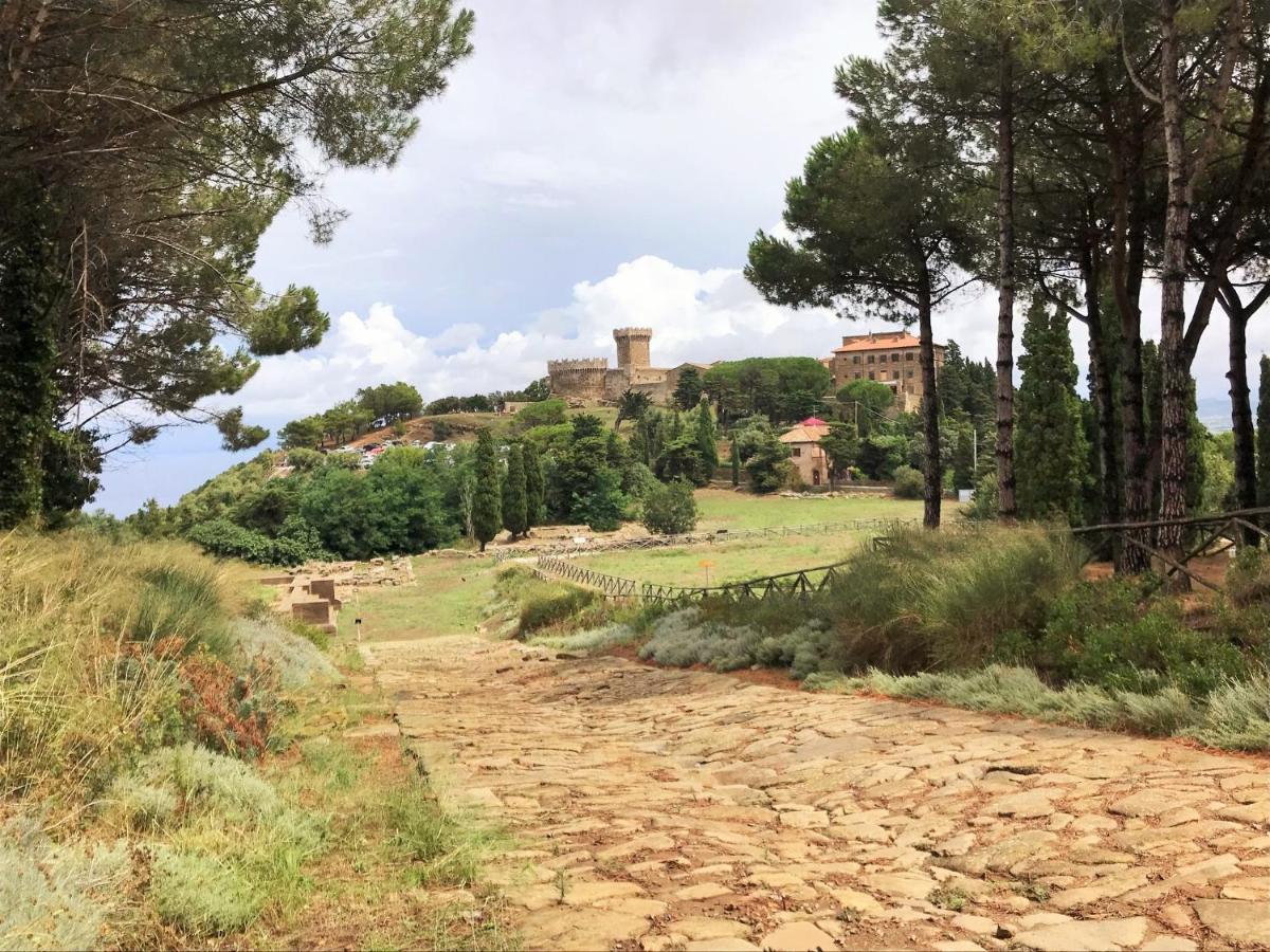 Castello Di Populonia Villa A Mare Exteriör bild