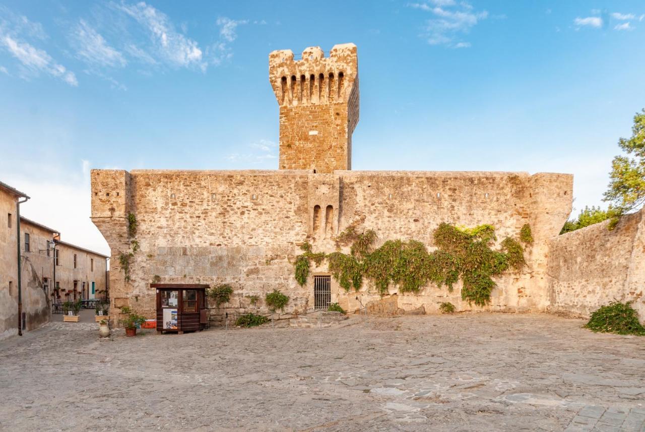 Castello Di Populonia Villa A Mare Exteriör bild