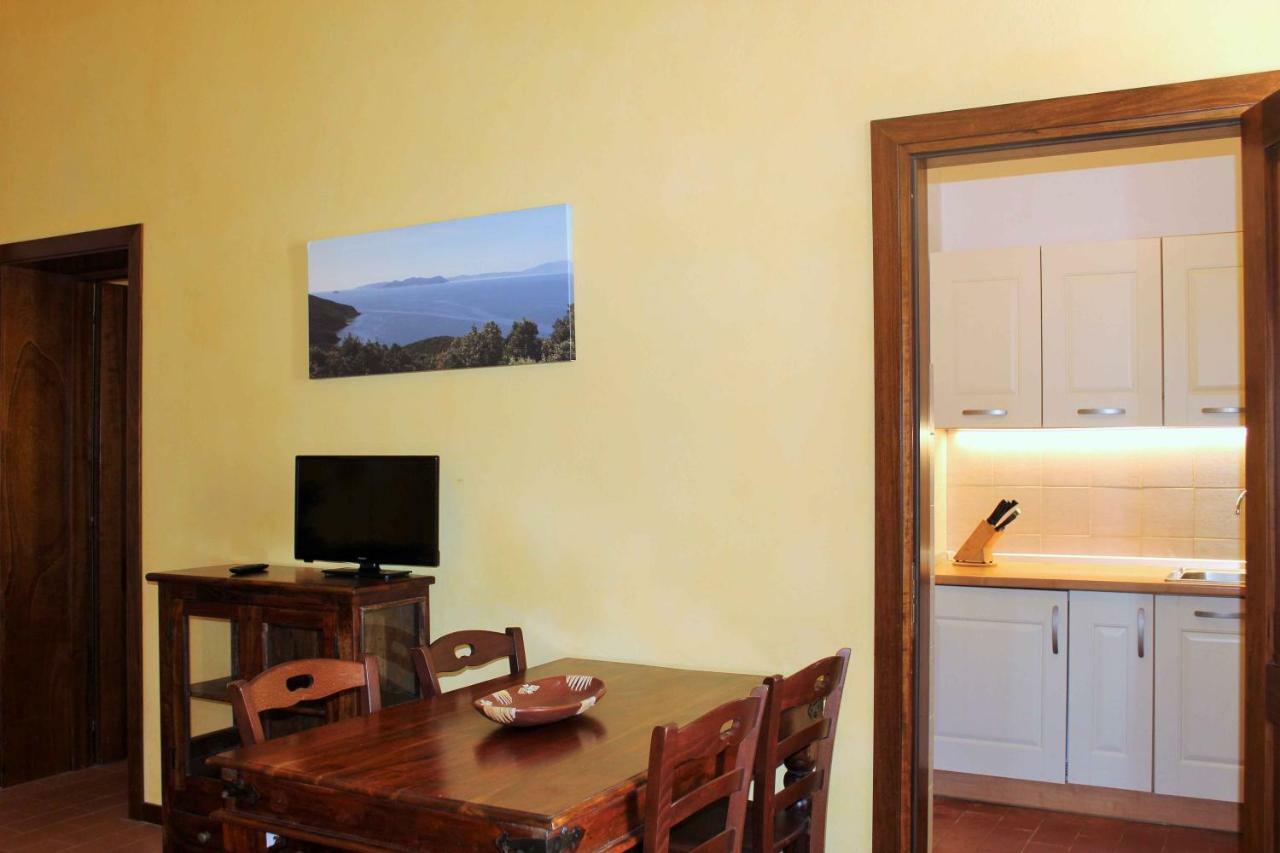 Castello Di Populonia Villa A Mare Exteriör bild