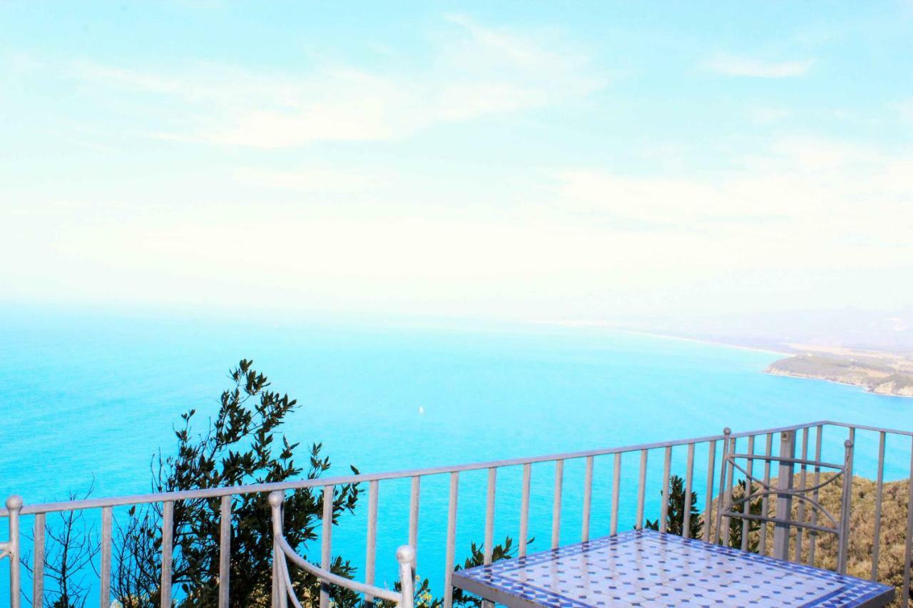 Castello Di Populonia Villa A Mare Exteriör bild