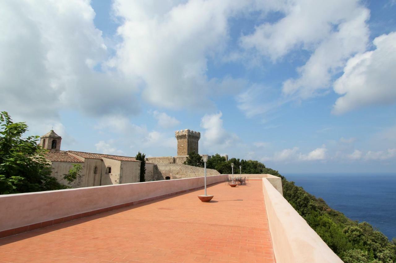 Castello Di Populonia Villa A Mare Exteriör bild