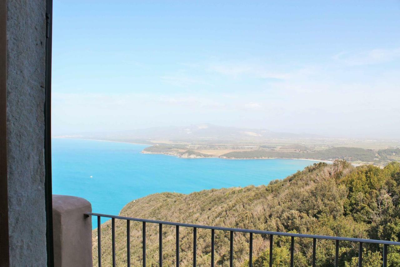 Castello Di Populonia Villa A Mare Exteriör bild
